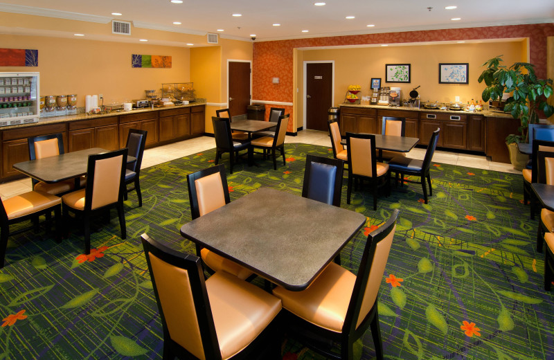 Dining at Fairfield Inn St. Louis Fenton.