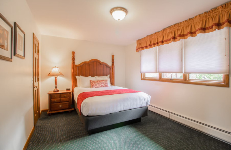 Guest room at Wildwood Inn.