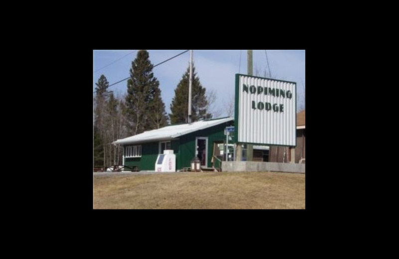 Exterior view of Nopiming Lodge.