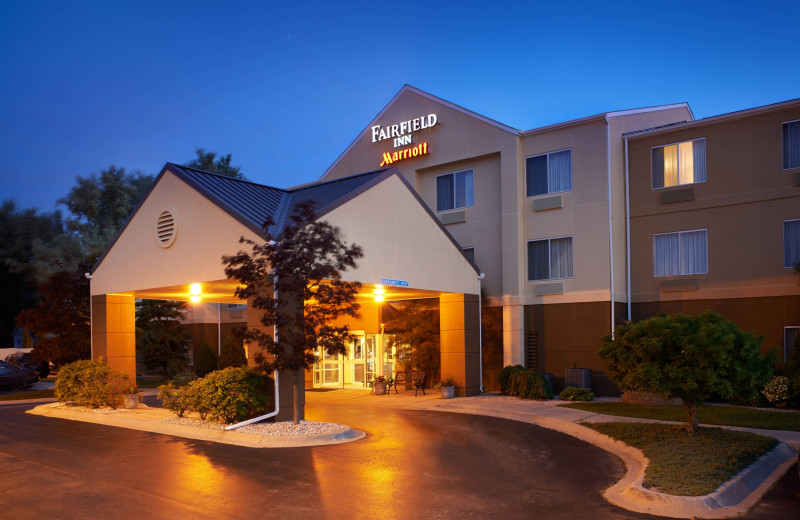 Exterior view of Fairfield Inn Port Huron.