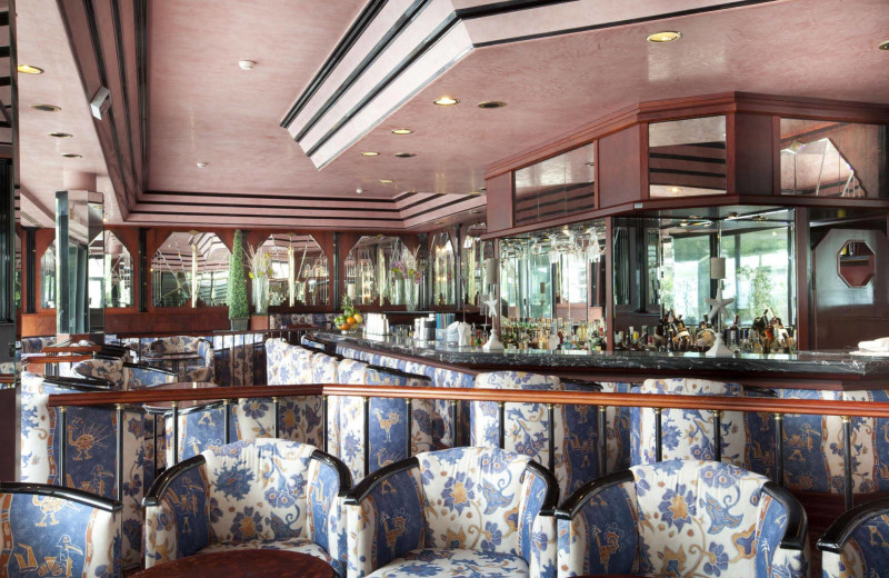 Castle dining at Luxury Castle Hire.