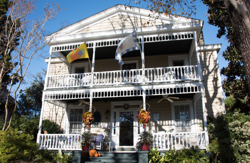 Exterior view of Ann Street Inn.