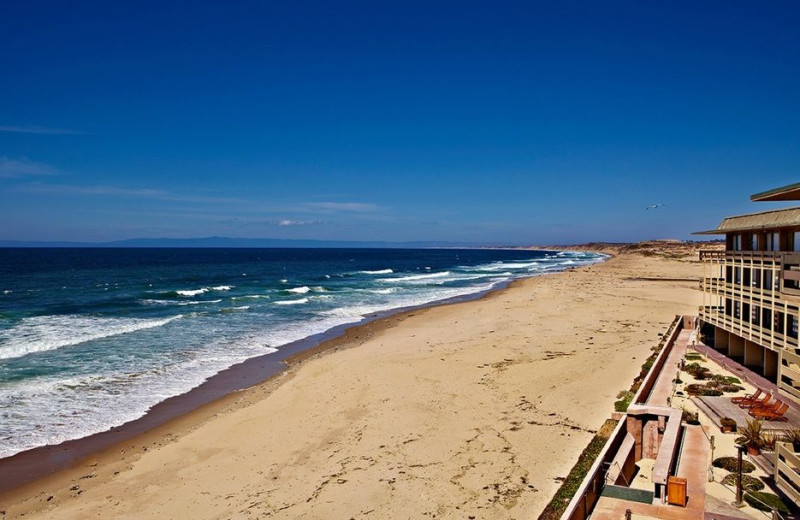 Beach at Monterey Tides.