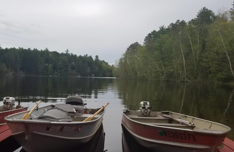 Lake view of Hilltop Cottages.