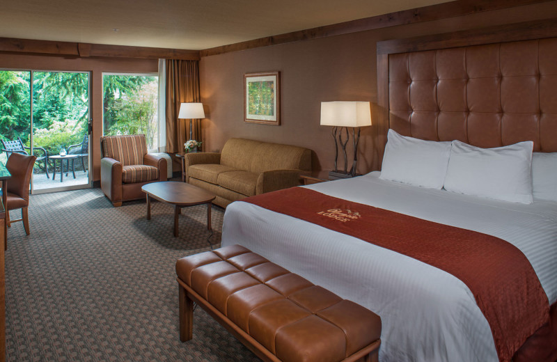 Guest room at Olympic Lodge.