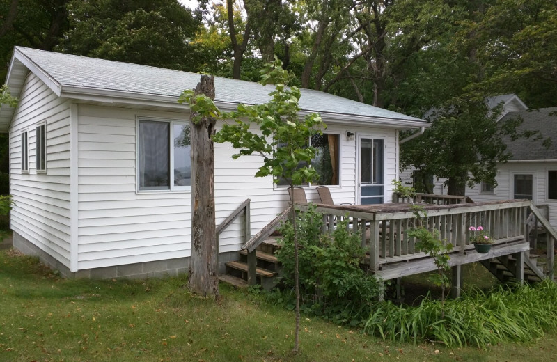 Cabin exterior at Woodlawn Resort.