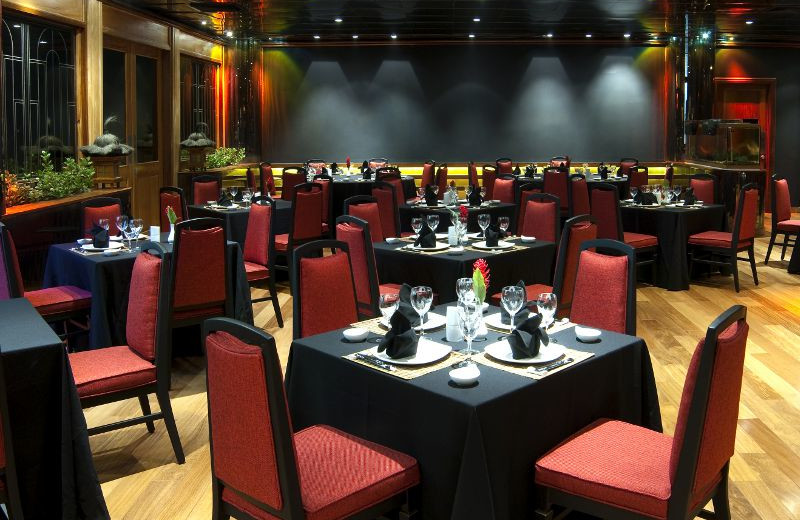 Dining Tables at Barceló Santo Domingo