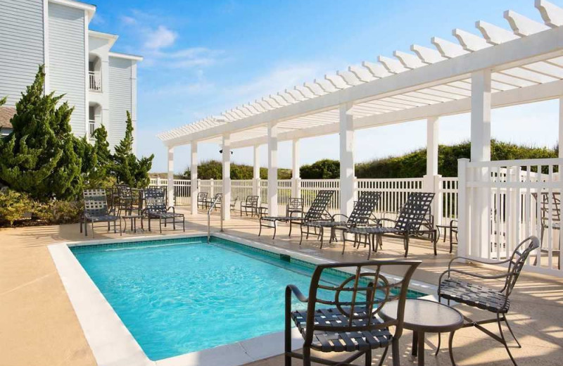 Outdoor pool at Hampton Inn & Suites Outer Banks/Corolla.