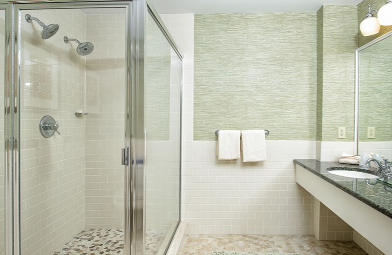 Guest bathroom at The Valley Inn.