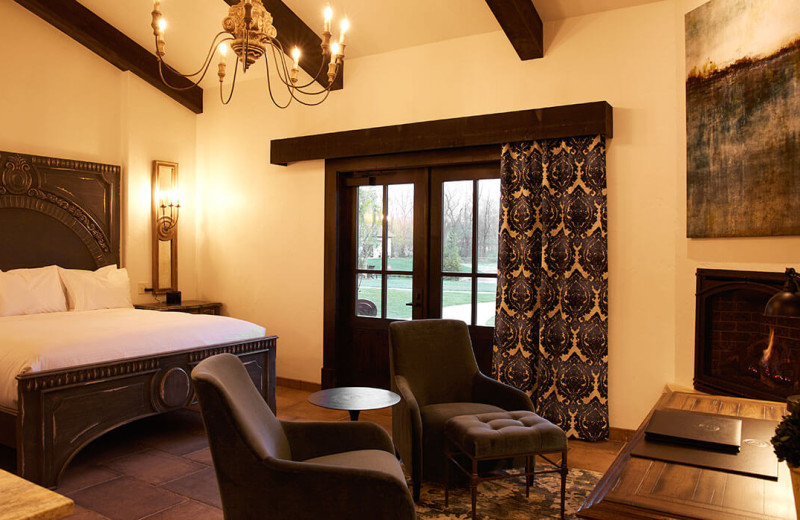 Guest room at Gervasi Vineyard.