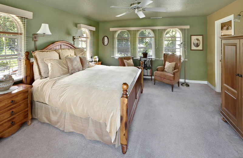 Guest room at Casa Lana Bed & Breakfast.