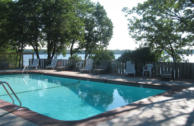 Outdoor pool at Finn'n Feather Resort.