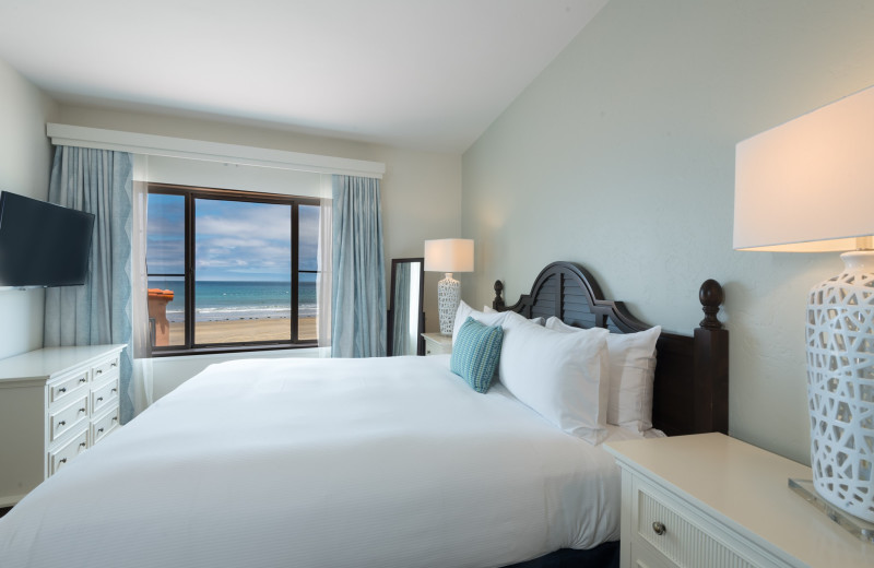Guest room at La Jolla Beach