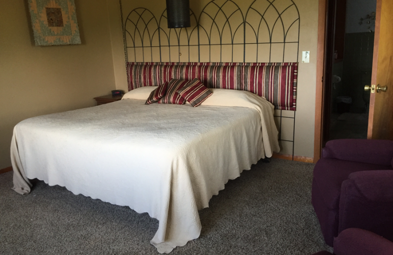 Vineyard Bed & Breakfast (North East, PA) - Resort Reviews ...