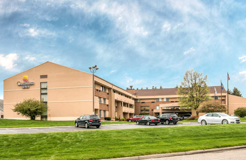 Exterior view of Comfort Inn.