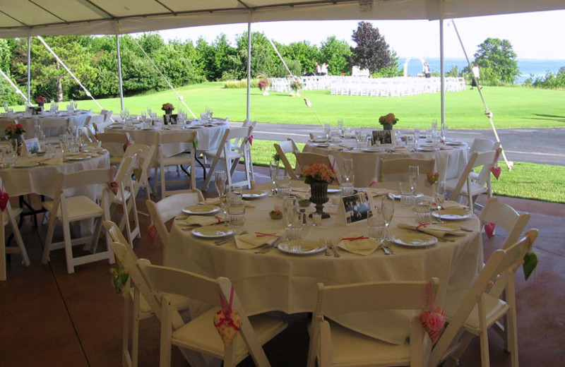 Outdoor banquet at A-Ga-Ming Golf Resort.