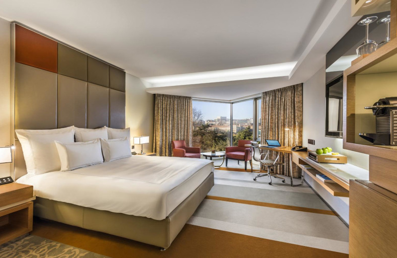 Guest room at Swissôtel Istanbul - The Bosphorus.