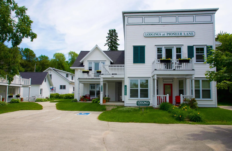 Exterior view of Lodgings at Pioneer Lane.