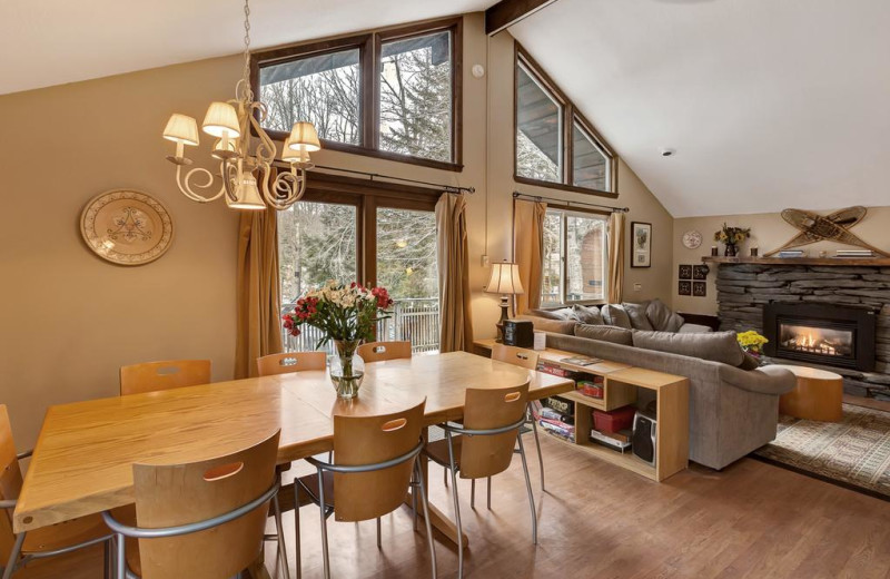Rental iving room at Killington Rental Associates.