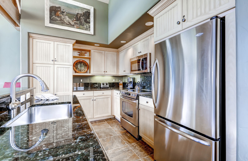 Guest kitchen at The Pines Lodge, A RockResort.