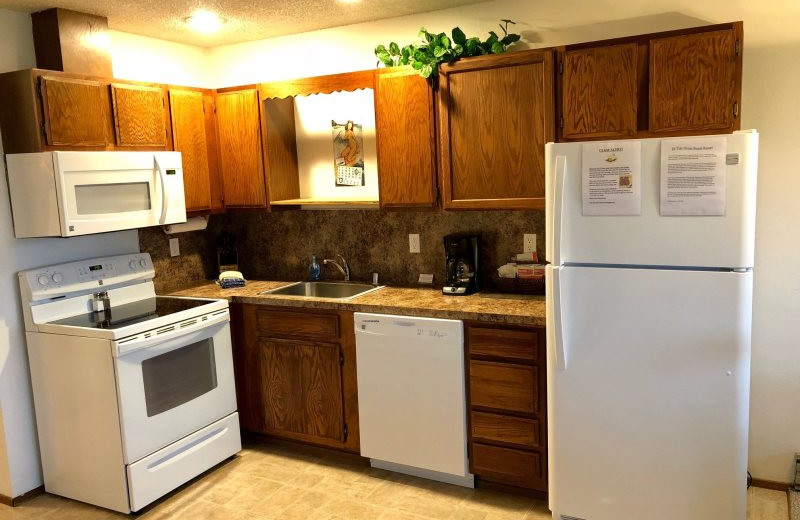 Guest kitchen at Hi-Tide Ocean Beach Resort.