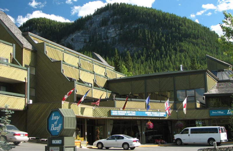 Exterior view of Inns of Banff.