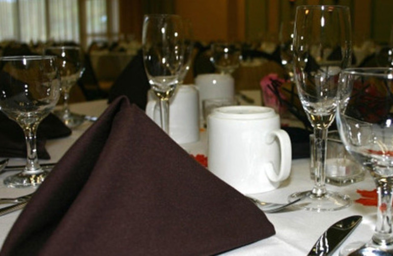 Dining area at Three Bears Lodge.