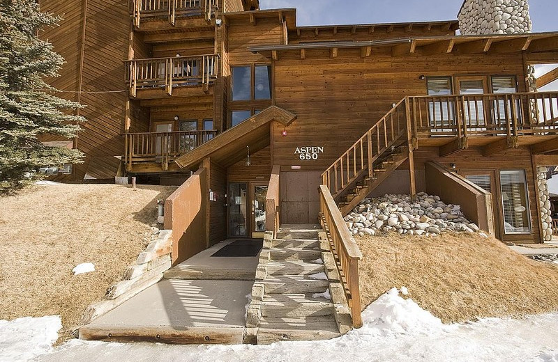 Rental exterior at Summit Vacations.