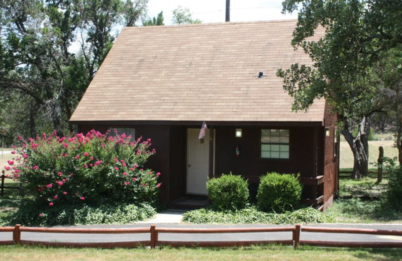 Out Front Cottage at Canyon Lake Cabins & Cottages