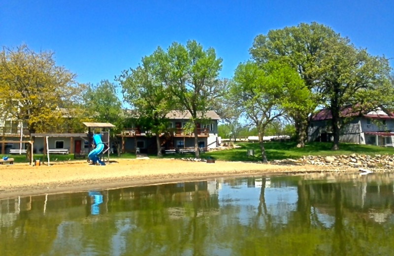 Exterior view of Lake Shetek Lodge.