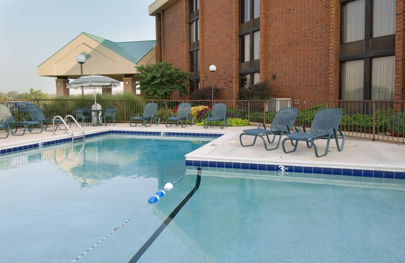 Indoor pool at Pear Tree Inn St. Louis Arnold.