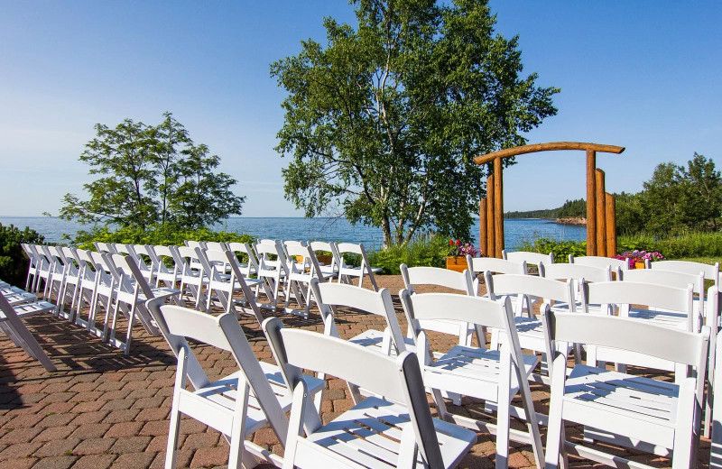 Weddings at Grand Superior Lodge on Lake Superior.