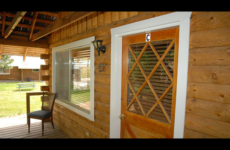 Cabin exterior at Sourdough Lodge.