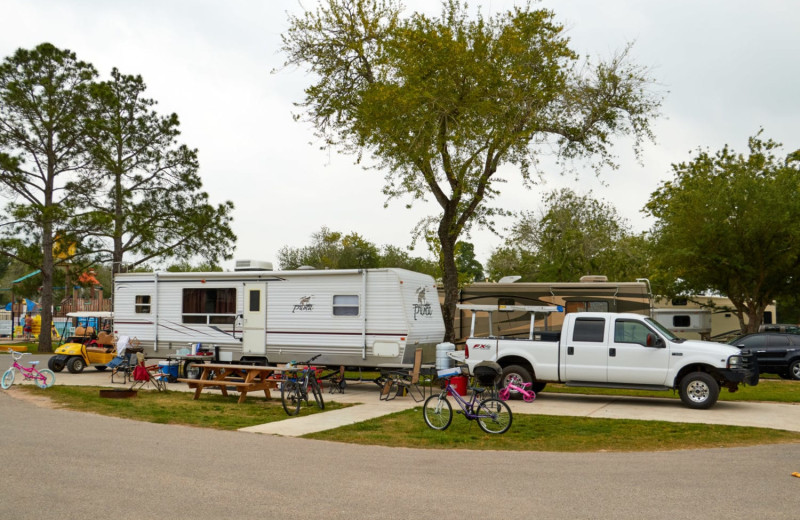 RV camp at Lone Star Jellystone.