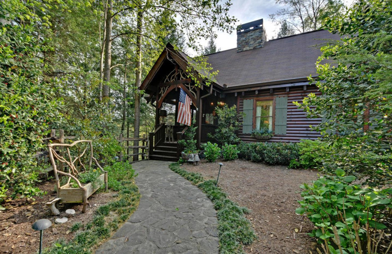 Cabin exterior at Sliding Rock Cabins.