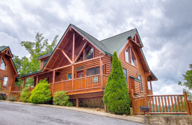 Rental exterior at Auntie Belham's Cabin Rentals.