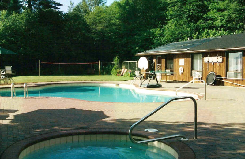 Outdoor Pool at Mountain River Lodge