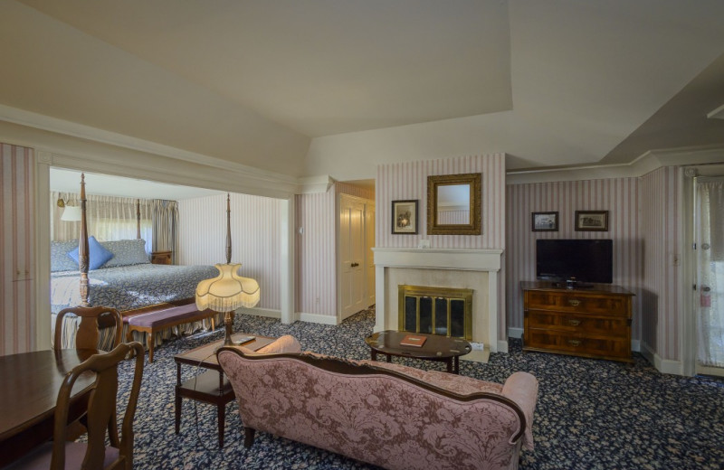 Guest room at Mendocino Hotel 