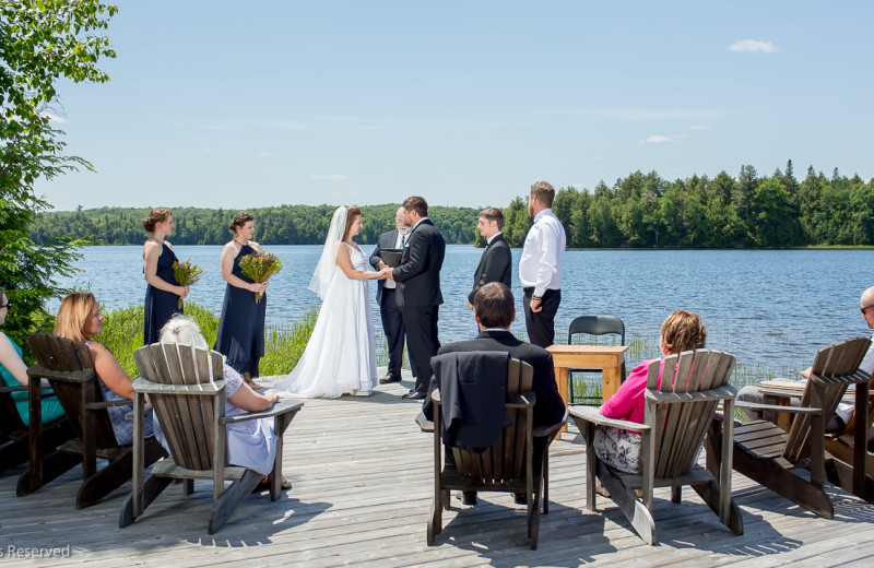 Weddings at Algonquin Log Cabin.