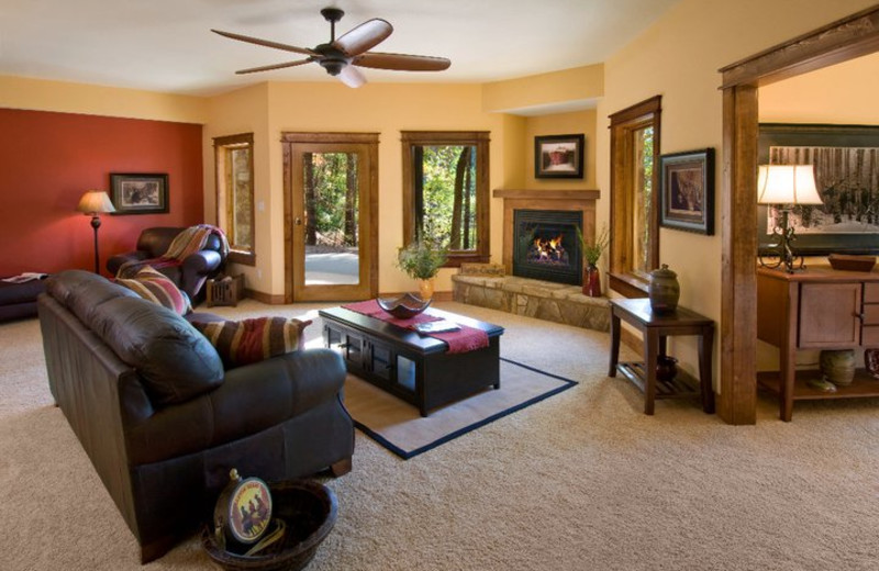 Condo living room at Highland Rim Retreats.