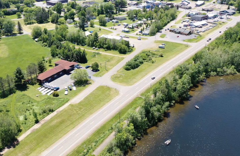 Aerial view of Birchwood Motel.