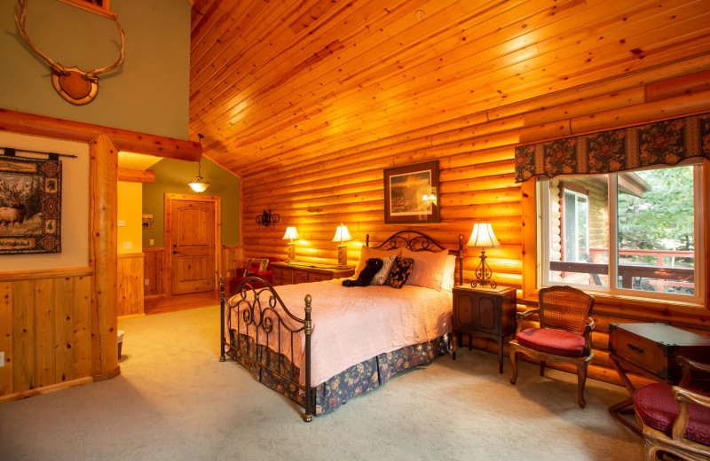 Guest room at River Retreat Lodge.