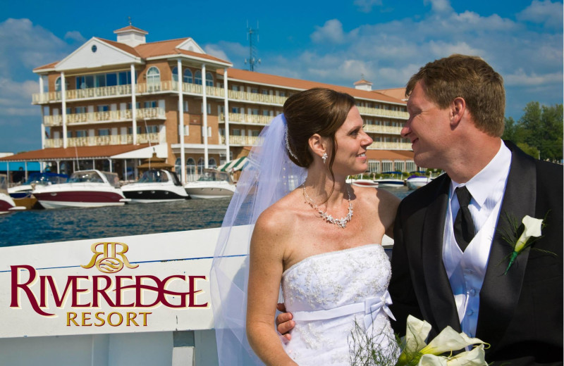 Weddings at The Riveredge Resort.