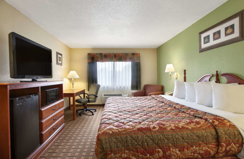 Guest room at Days Inn & Suites - Benton Harbor.