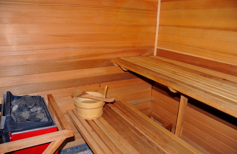 Rental sauna at Mtn Managers Lodging.