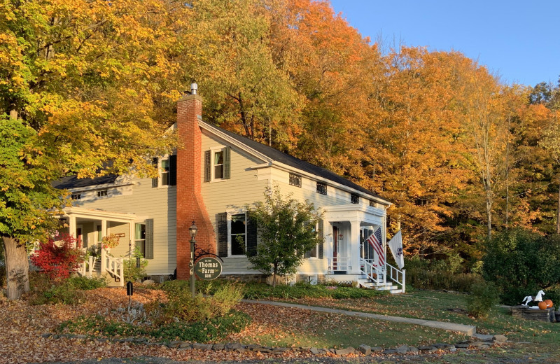 Exterior view of Thomas Farm Bed 