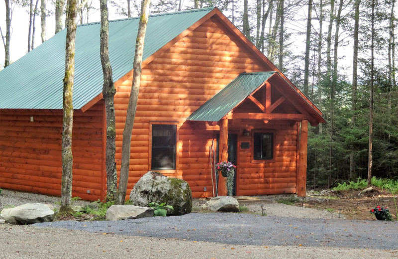 Cabin exterior at Robert Frost Mountain Cabins.