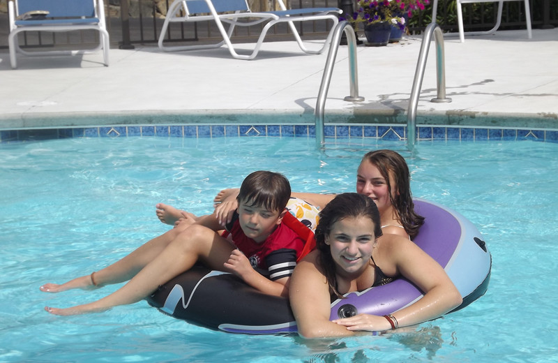 Kids in pool at Mariner Resort.