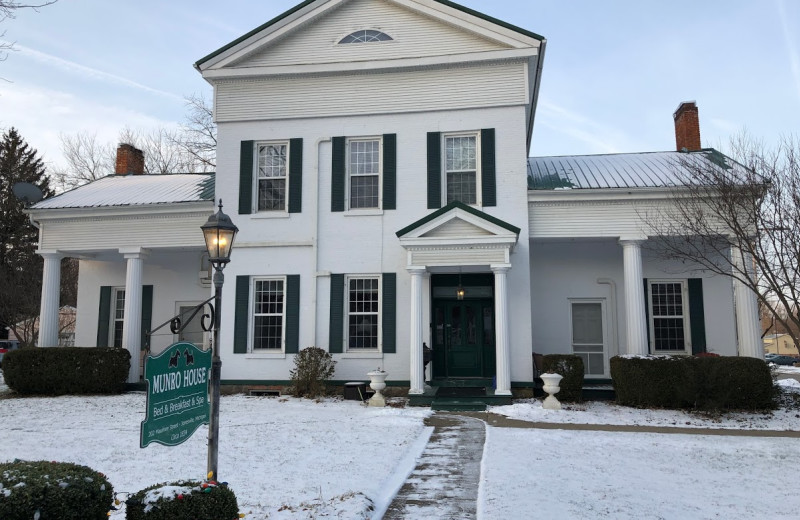 Exterior view of Munro House B and B.