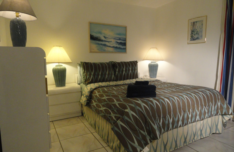 Guest bedroom at Bermuda Bay Resort.